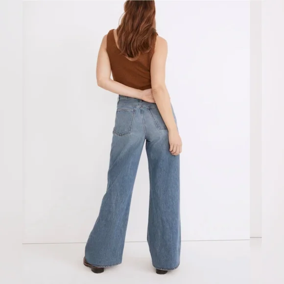 Madewell Women's Superwide Leg Jeans In Amcliffe Wash Knee Rip Edition Size 30 - Picture 4 of 15